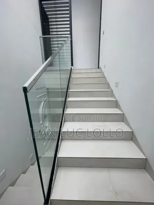7chbre Duplex dans Lollo, Yopougon à Louer