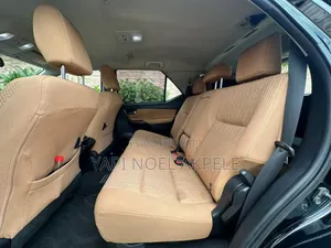 Toyota Fortuner 2022 Noir Mat