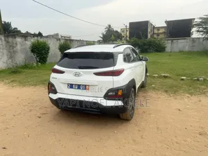Hyundai Kona 2018 Blanc cassé