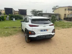 Hyundai Kona 2018 Blanc cassé