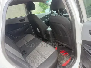 Hyundai Kona 2018 Blanc cassé