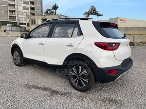 Kia Stonic 2025 Blanc