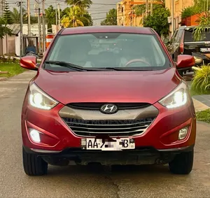 Photo - Hyundai Tucson 2016 Rouge