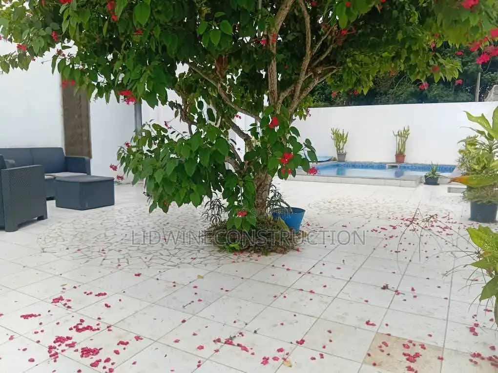 3chbre Duplex dans Bingerville à Vendre