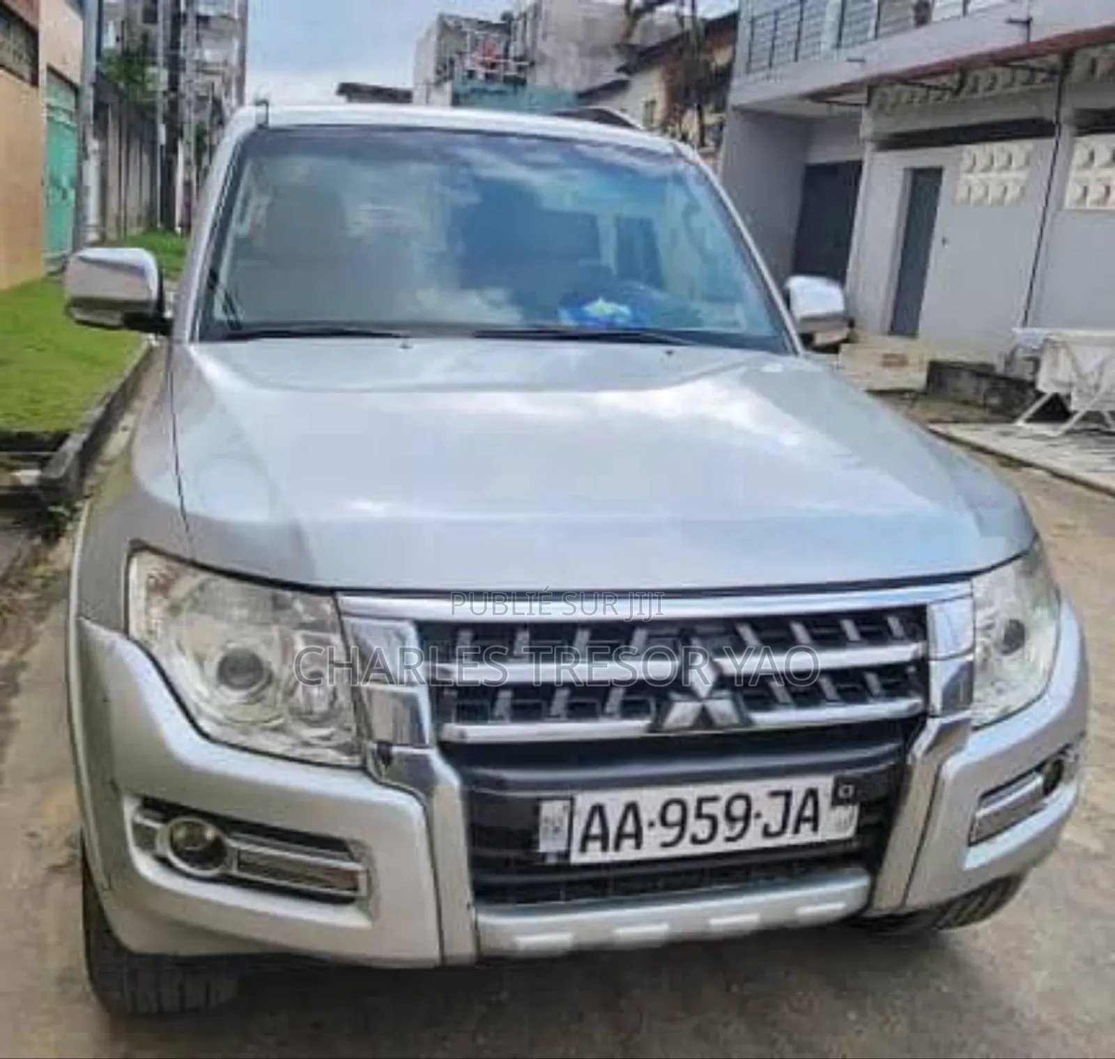 Mitsubishi Pajero 2023 Gris