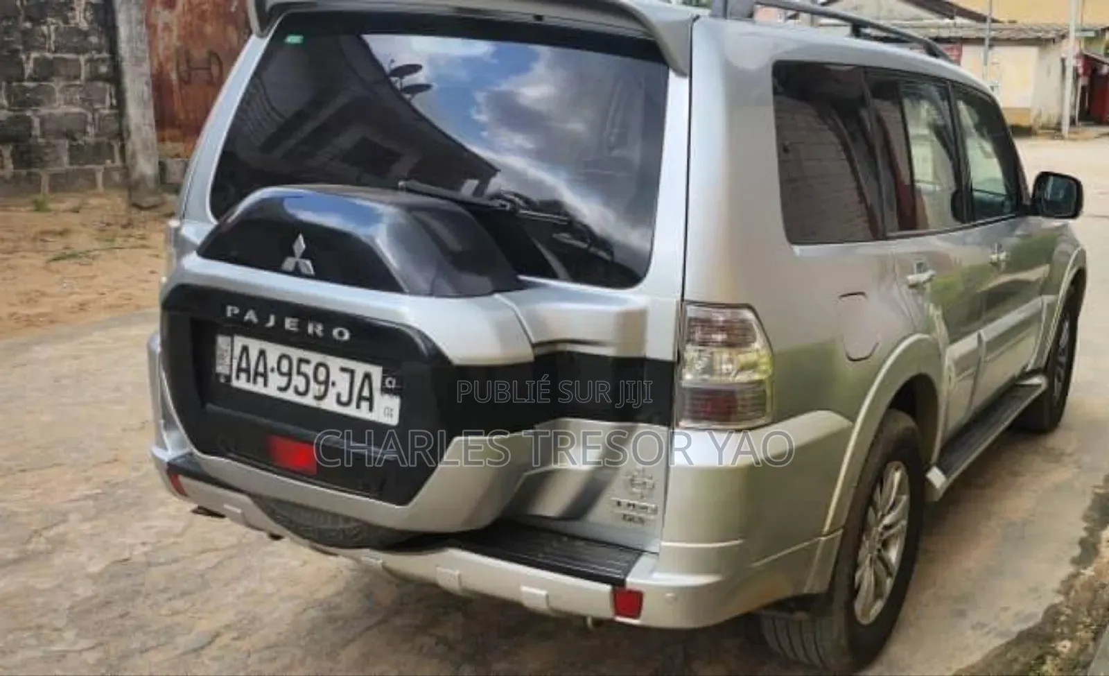 Mitsubishi Pajero 2023 Gris