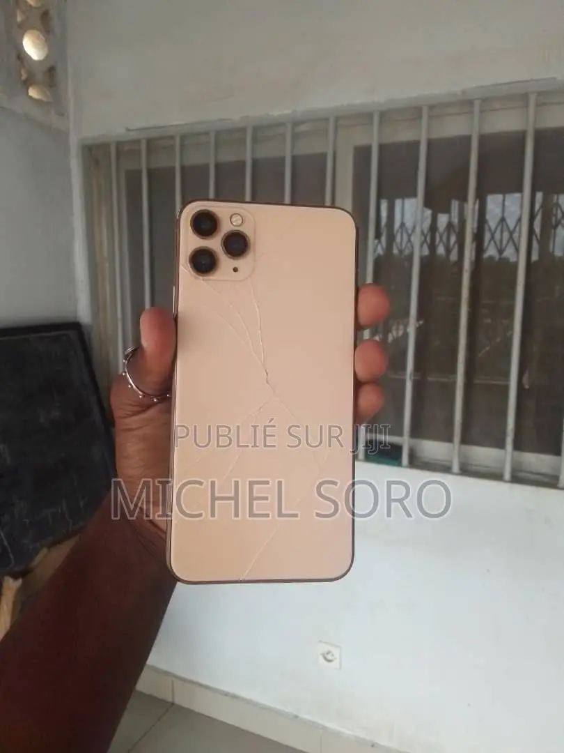 Apple iPhone 11 Pro Max 64 GB Doré