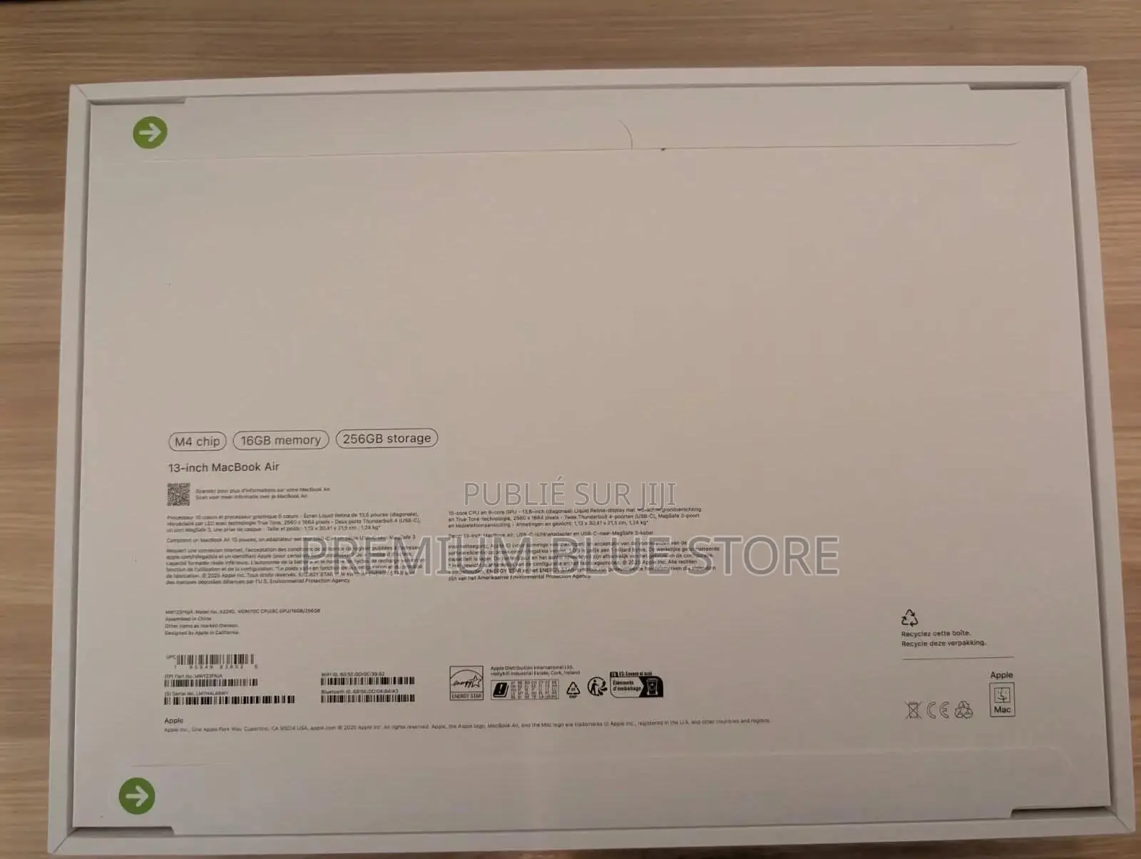 Neuf Apple MacBook Air 2025 M4 13-Inch 16GB Apple M4 SSD 256GB