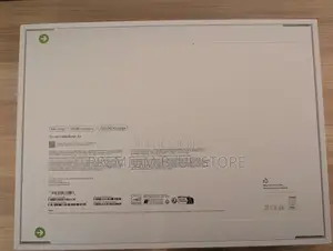 Neuf Apple MacBook Air 2025 M4 13-Inch 16GB Apple M4 SSD 256GB