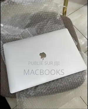 New Apple MacBook Pro 2019 32GB Intel Core I7 SSD 512GB