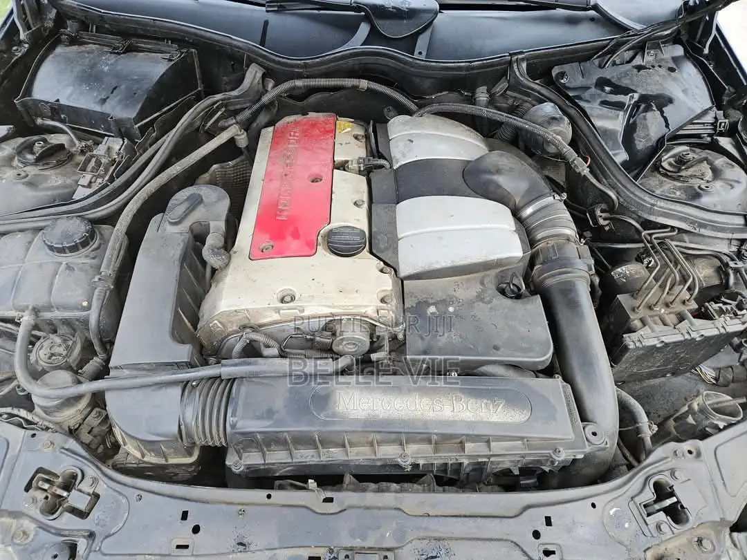 Mercedes-Benz C200 2002 Blue