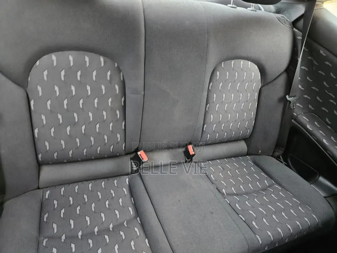 Mercedes-Benz C200 2002 Blue