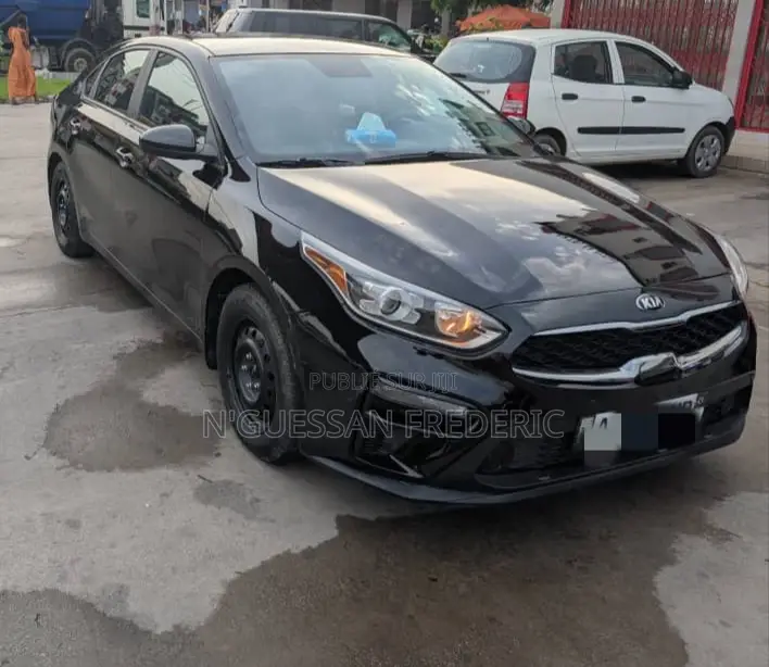 Kia Forte FE 2021 Noir Mat