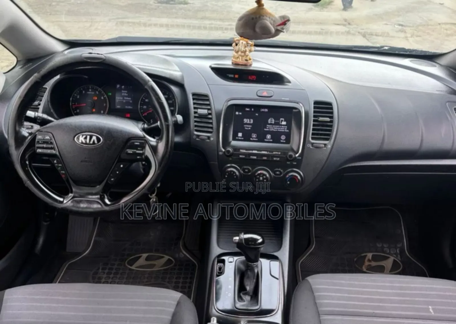 Kia Forte EX Hatchback 2018 Black