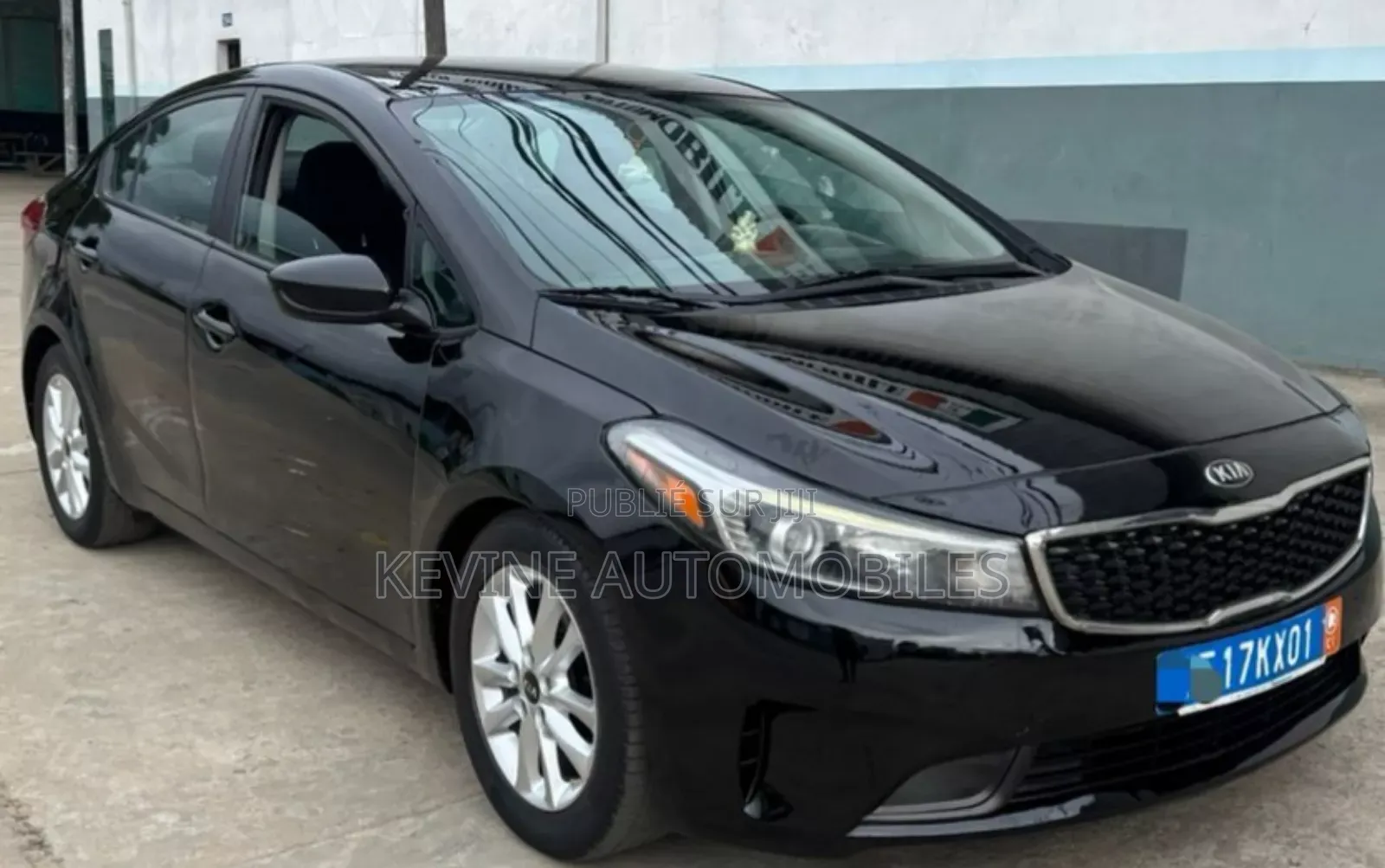 Kia Forte EX Hatchback 2018 Black