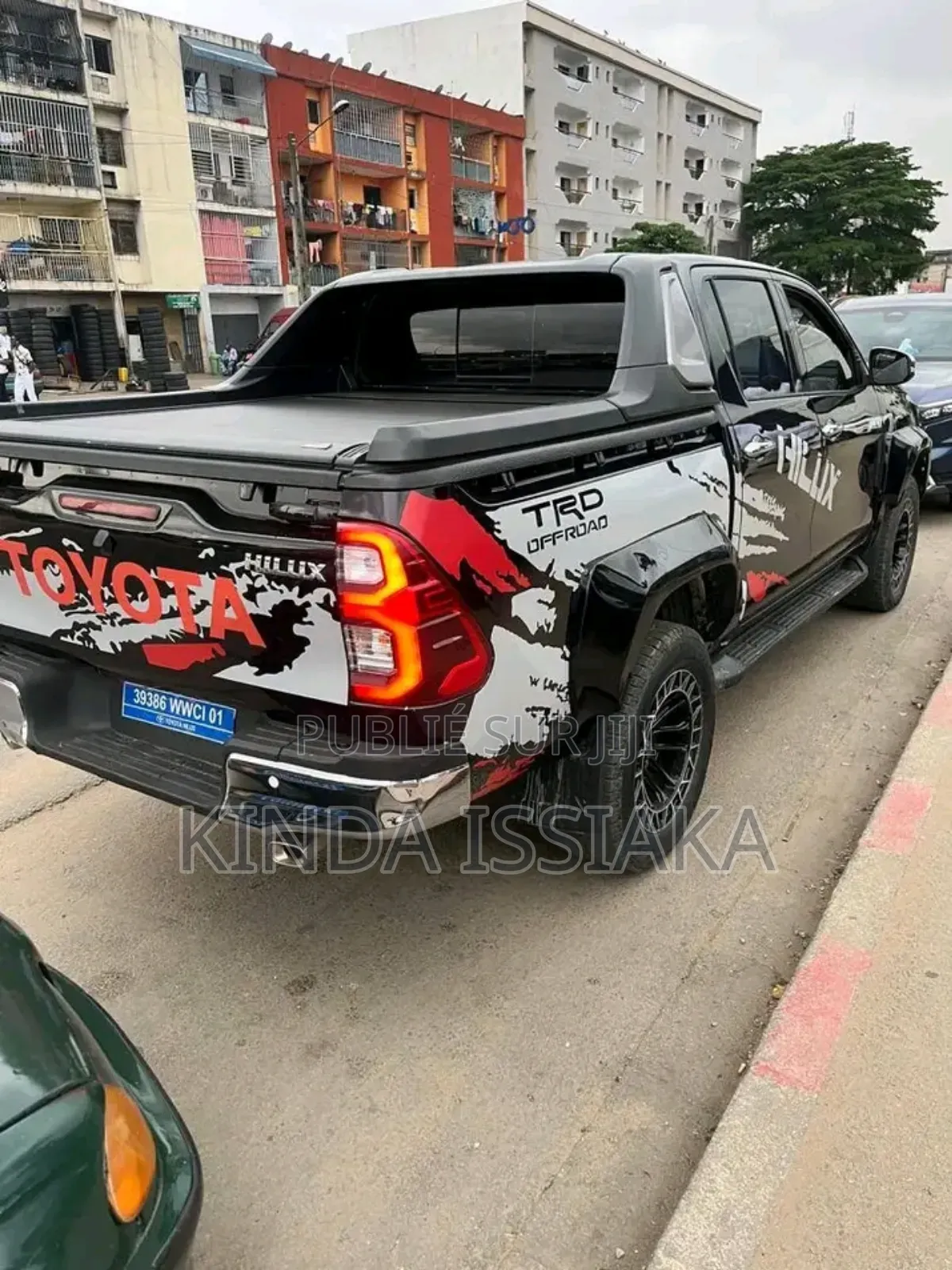 Toyota Hilux 2020 Black