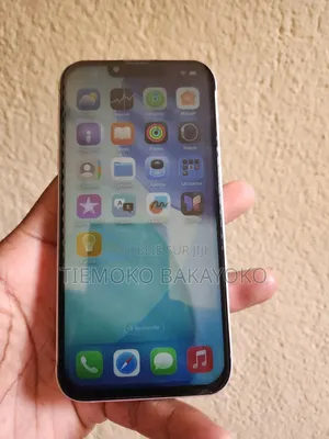 Apple iPhone 13 128 GB Or rose