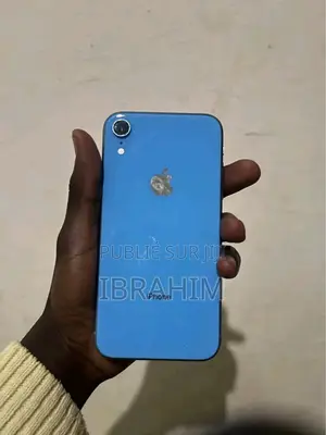 Photo - Apple XR 64 GB Blue