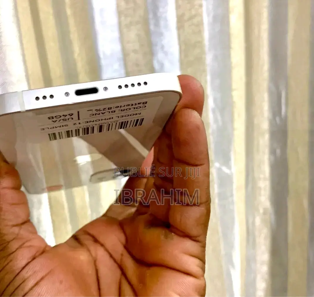 Apple iPhone 12 64 GB Blanc