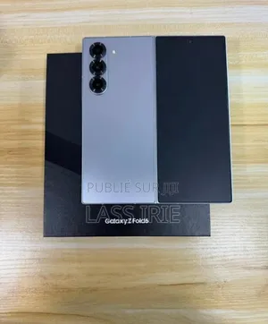 Photo - Samsung Galaxy Z Fold6 256 GB Gris