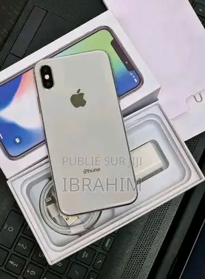 Photo - Apple iPhone X 256 GB Blanc