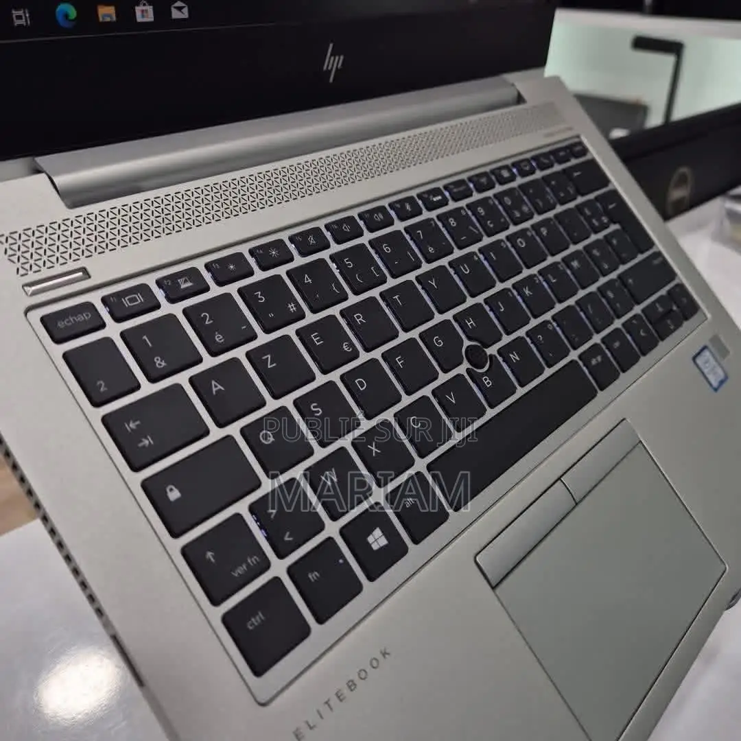 New Ordinateur Portable HP EliteBook 840 G5 8GB Intel Core I5 SSD 256GB