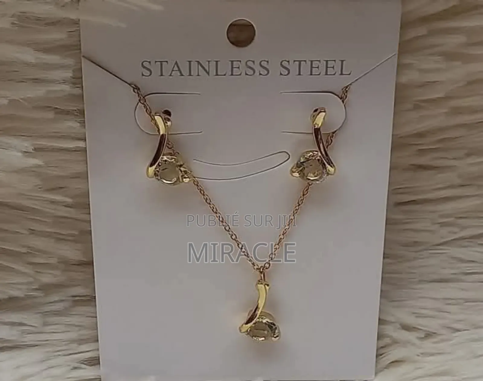 Coffret De Bijoux Féminins À Moindre Coût De Qualité Supérieure