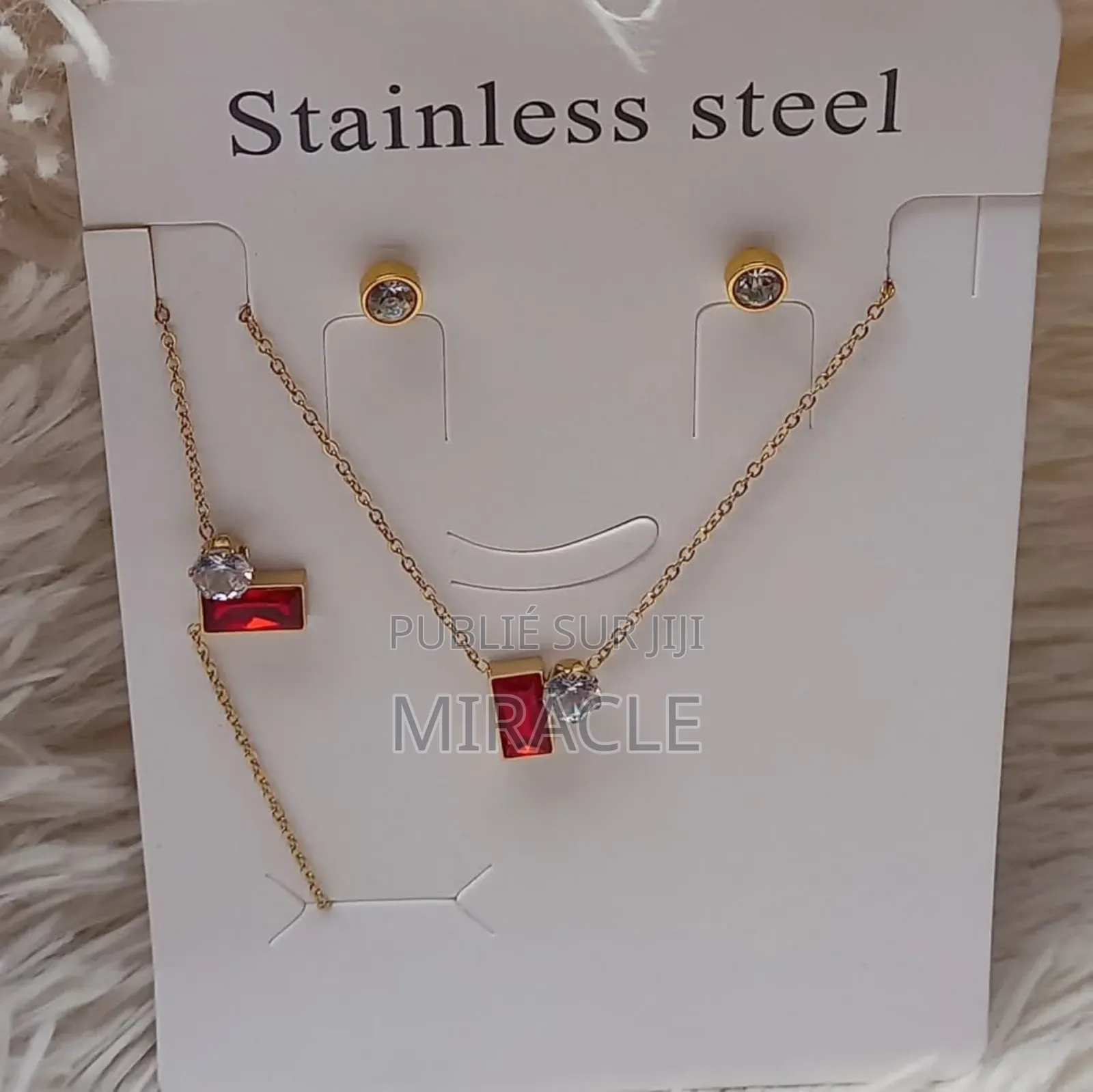 Coffret De Bijoux Féminins À Moindre Coût De Qualité Supérieure