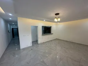 Furnished 1chbre Appartement dans La Quartier  De La, Cocody à Vendre