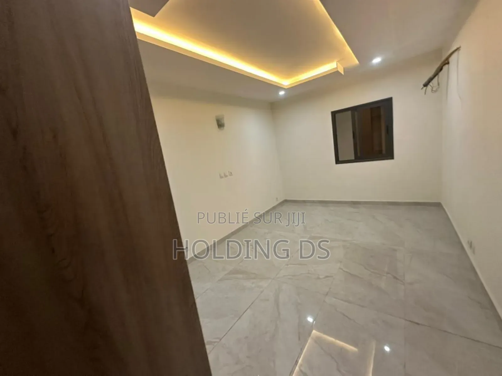 Furnished 1chbre Appartement dans La Quartier  De La, Cocody à Vendre