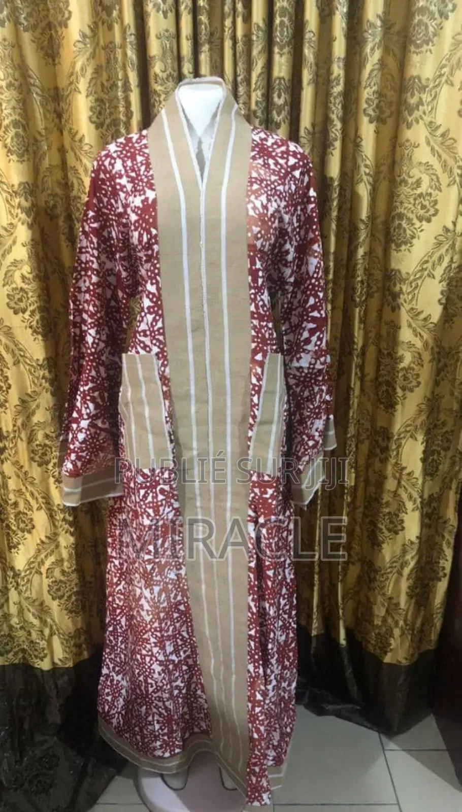 Chiques Robes Féminine Et Tee-Shirts De Bonne Qualité À Moindre Coût.