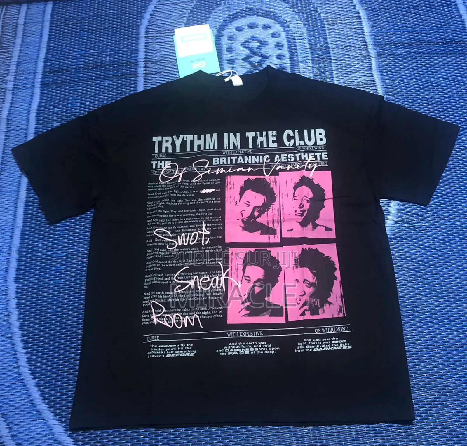 Chiques Robes Féminine Et Tee-Shirts De Bonne Qualité À Moindre Coût.