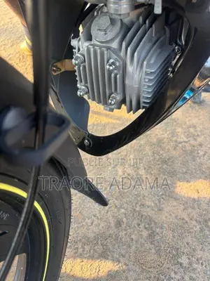 Photo - New KTM 2025 Jaune