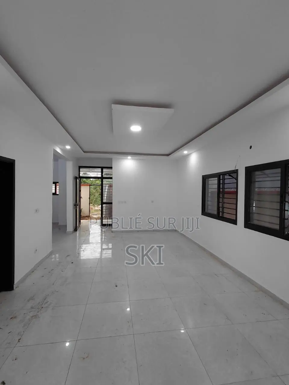 3chbre Duplex dans Bingerville à Louer