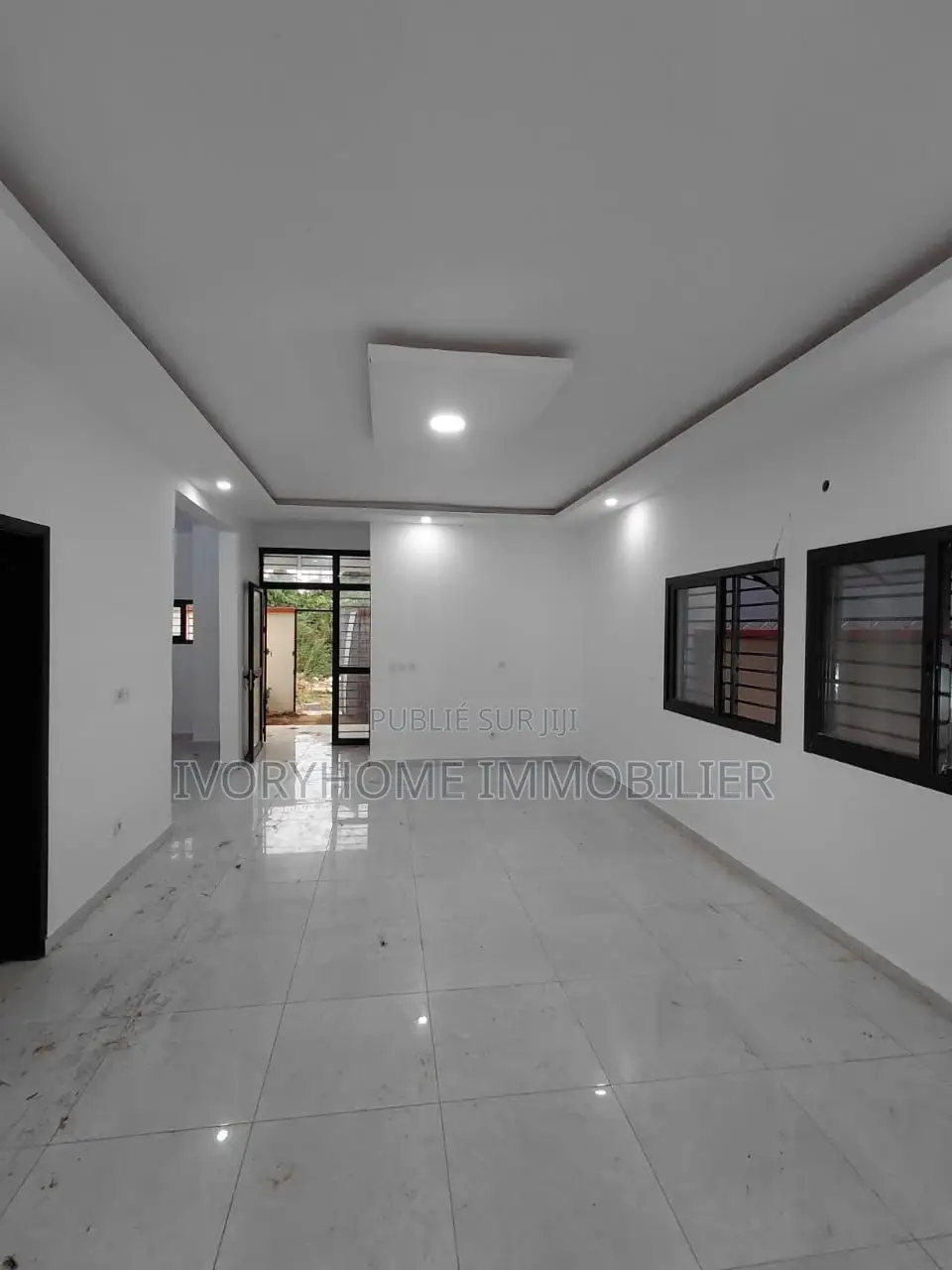 3chbre Duplex dans Bingerville à Louer