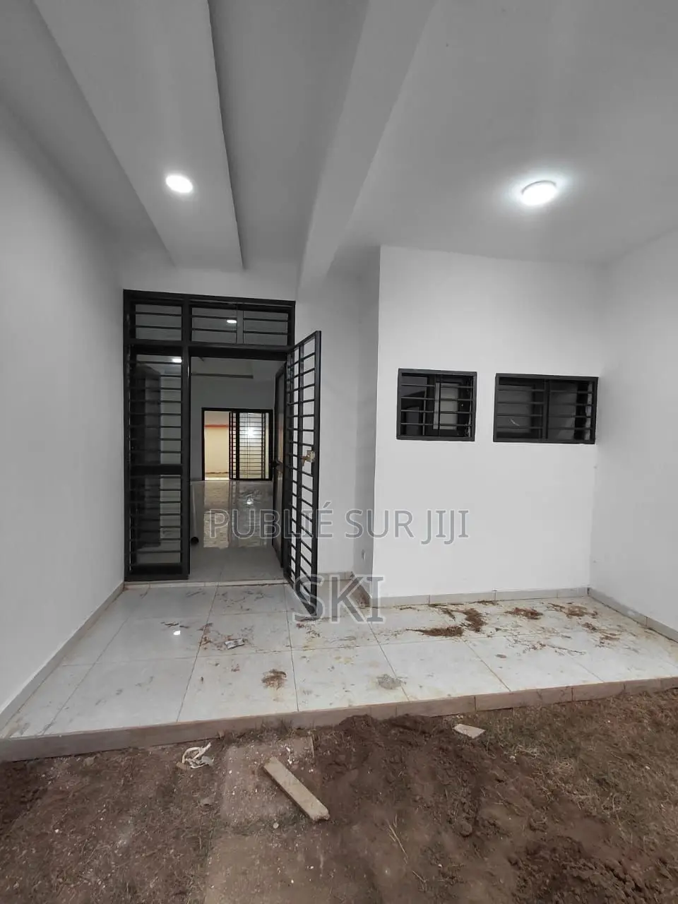 3chbre Duplex dans Bingerville à Louer