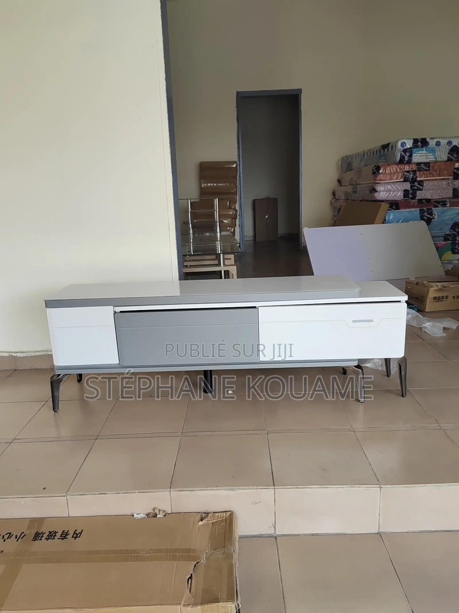 Meuble Tv Importé - Design Élégant Et Spacieux