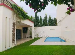 Furnished 4chbre Duplex dans Location Immobilière, Cocody à Vendre