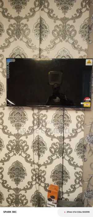 Télévision 40 Pousse