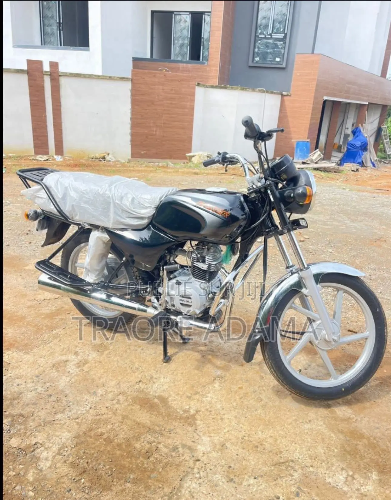 New Bajaj Boxer 125 2020