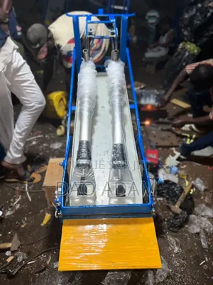 Photo - Machine Automatique À Couper L'eau