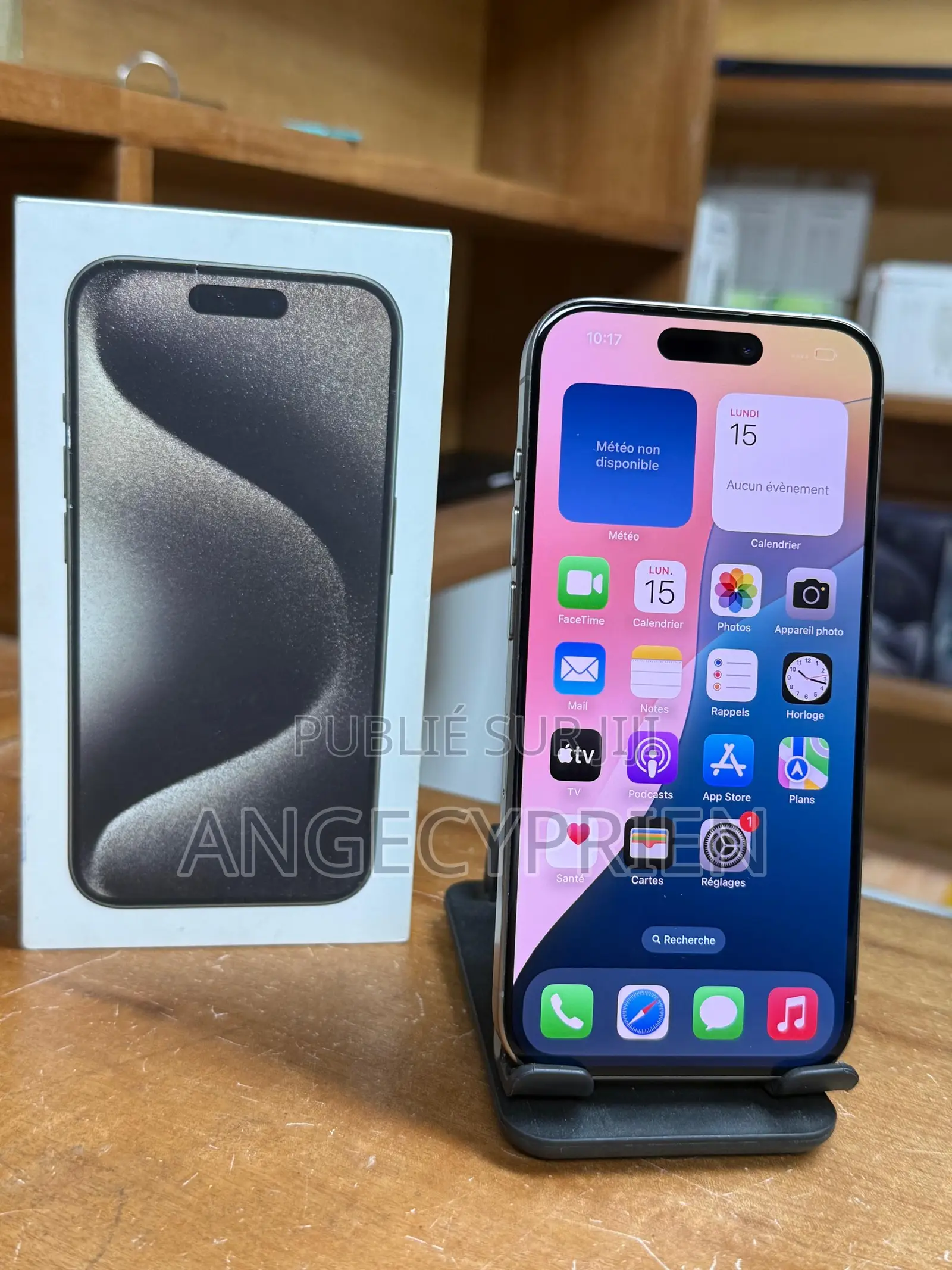 New Apple iPhone 15 Pro 128 GB Gris