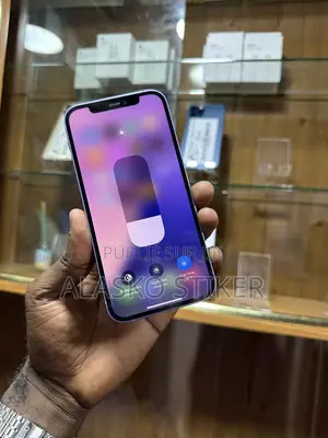 Apple iPhone 12 64 GB Violet