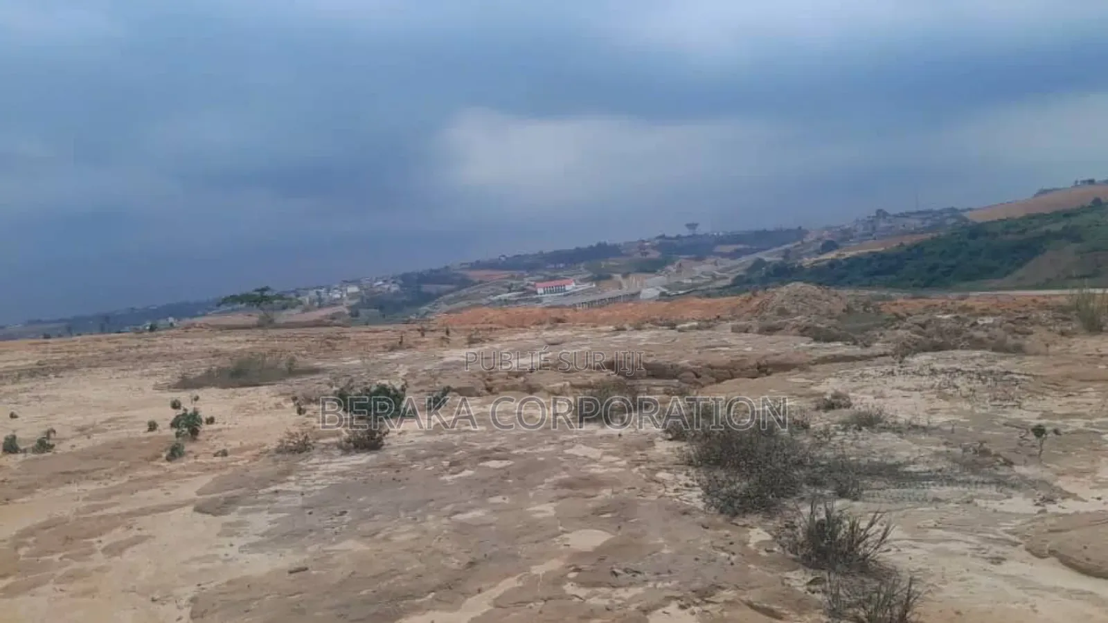 Partenariat Construction Au Pleau Sur 1280m2