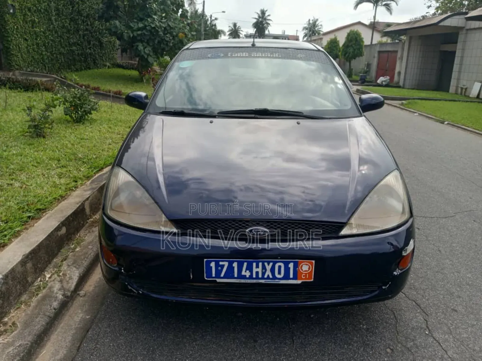 Ford Focus 2000 Blue