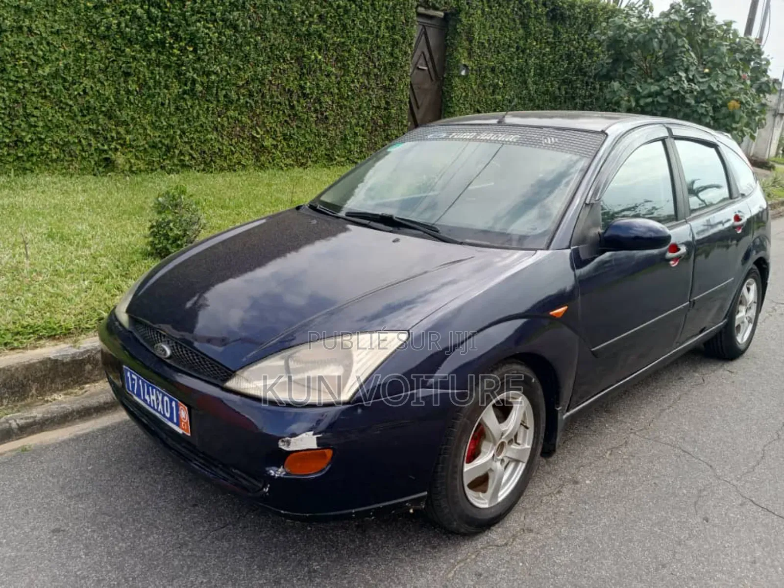 Ford Focus 2000 Blue