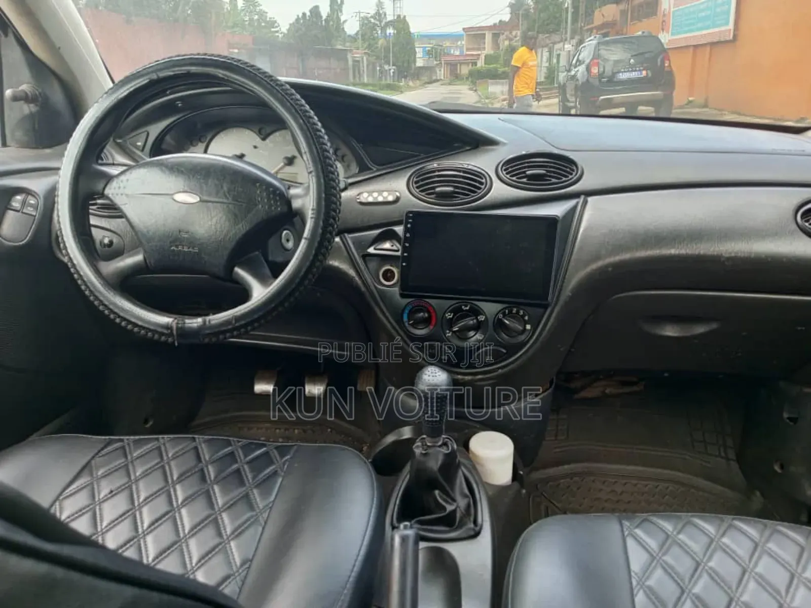 Ford Focus 2000 Blue