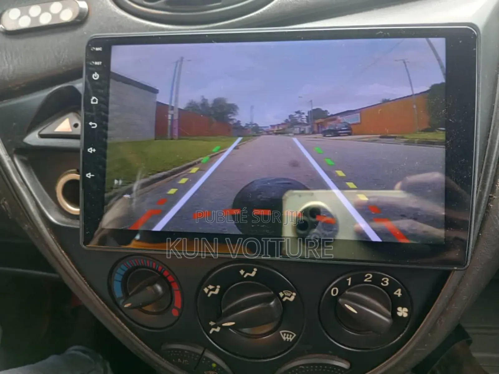 Ford Focus 2000 Blue