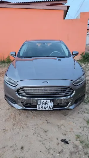 Ford Fusion 2010 Gris