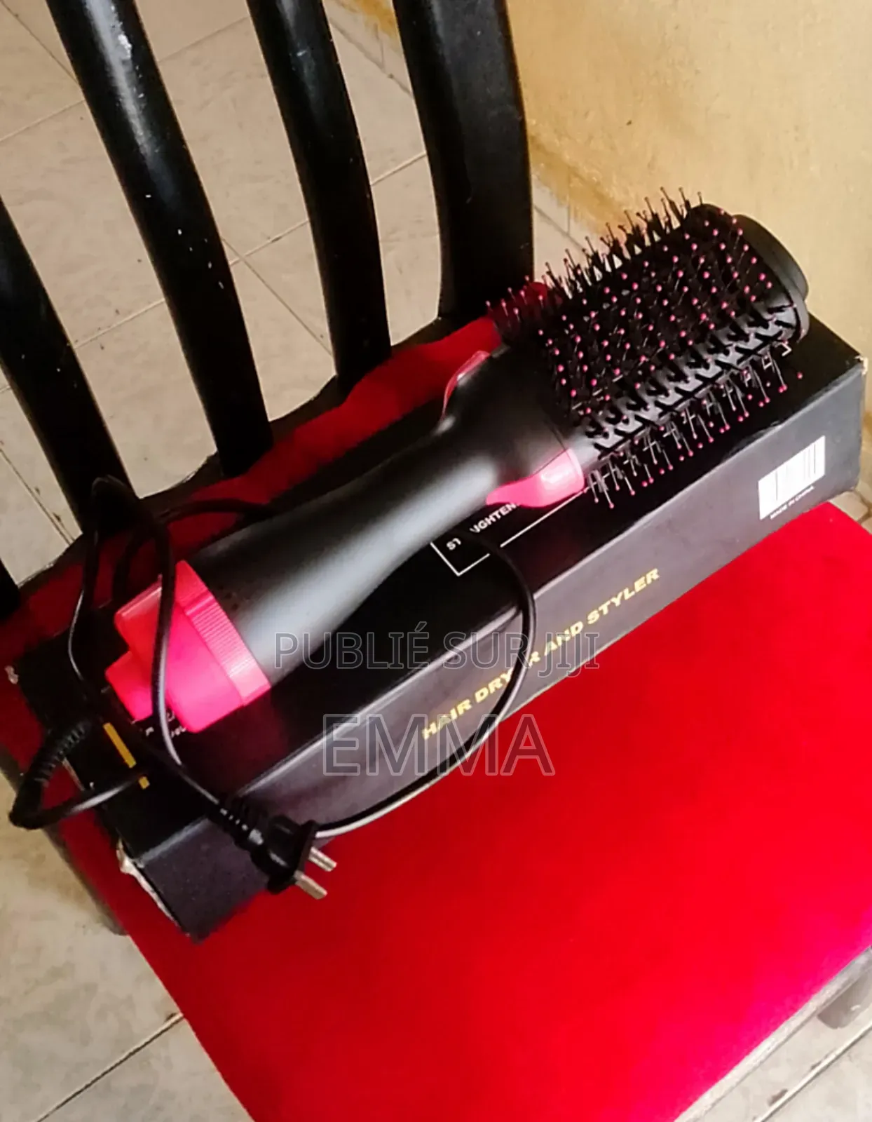 Brosse Soufflante One Step _ Comme Neuve, Très Peu Utilisée.